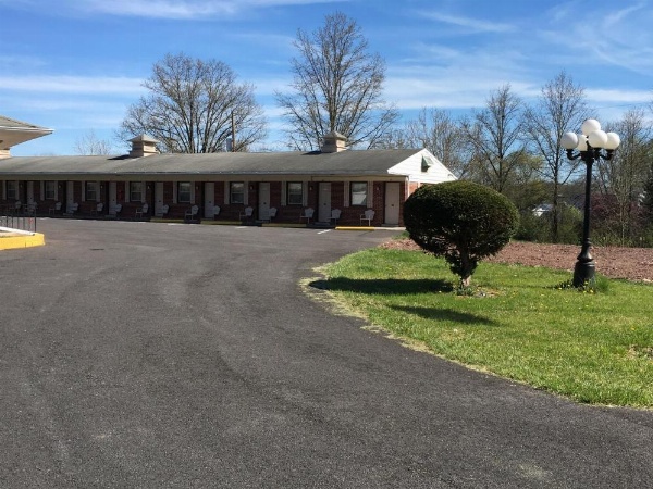 Red Carpet Inn - Gettysburg image 17