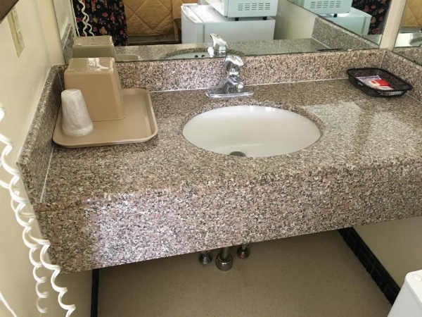 Red Carpet Inn - Gettysburg image 26