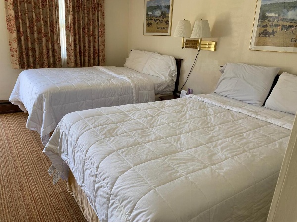 Red Carpet Inn - Gettysburg image 4